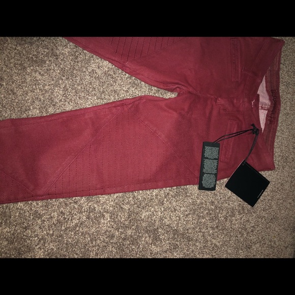 NWT Guess pants - Picture 4 of 6